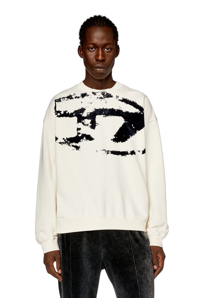 Sweatshirt with distressed flocked logo Hoodie with Raw Hem Edgy Unfinished