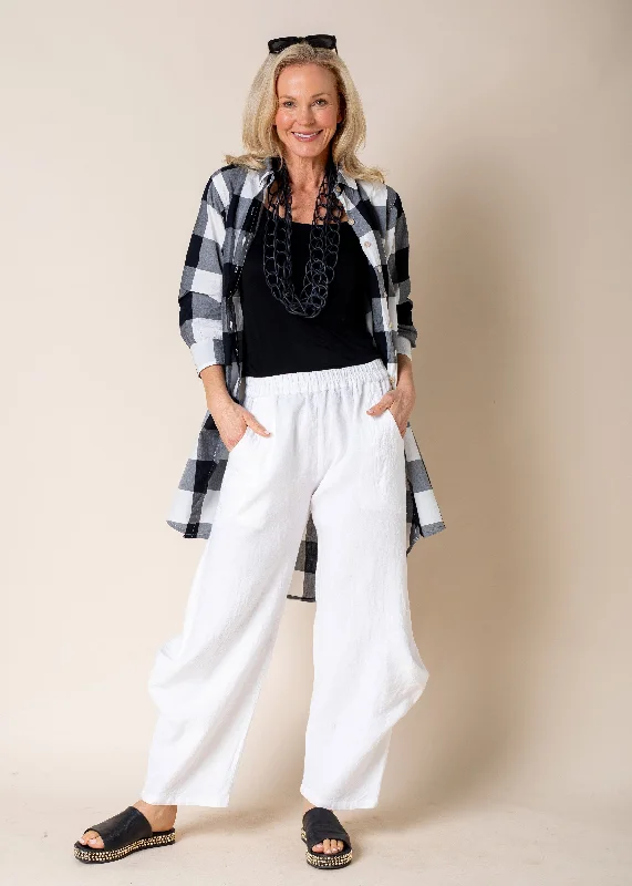 Shyla Linen Pant in White Casual Plaid Pants