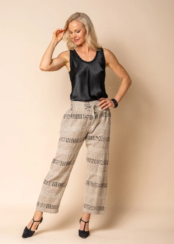 Lava Pant in Latte Classic Cropped Pants