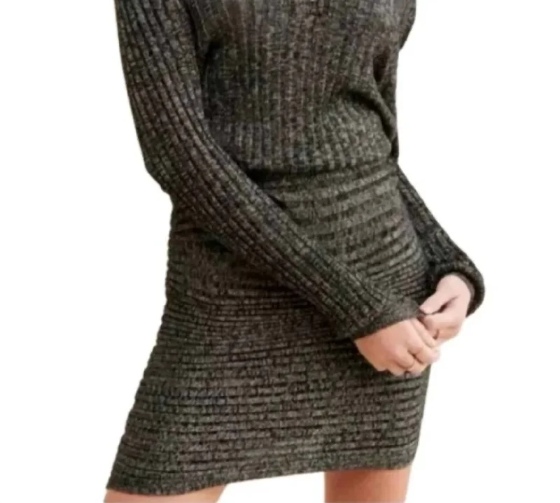 Rochouse Metallic Sweater Dress In Black,gold Collared Crew Neck Turtle Neck