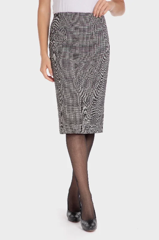 Checked skirt pleated skirt texture