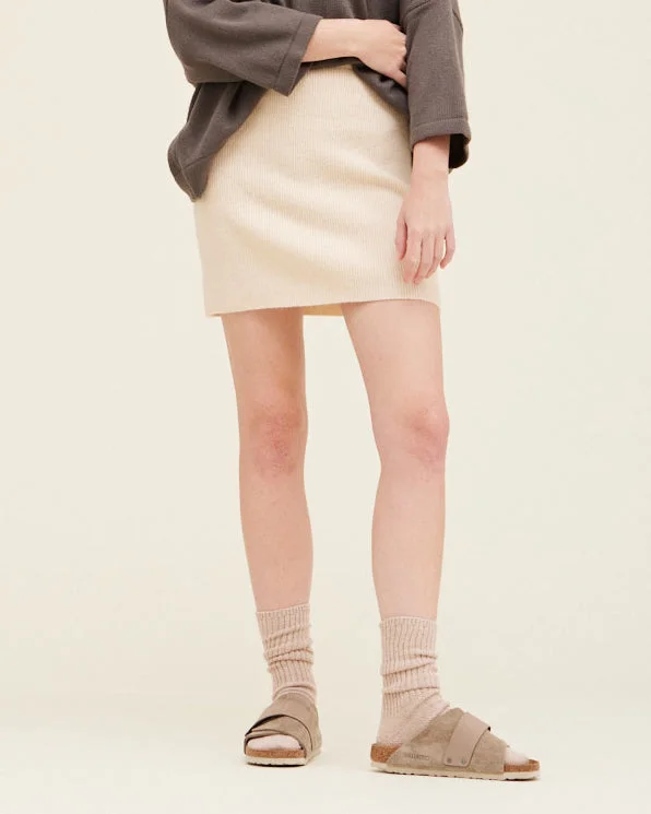 Becca Knit Skirt in Ivory summer skirt style