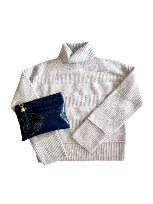 Foggy Light Grey Cashmere Turtleneck Sweater Wool Fabric Cashmere Fabric Tweed Fabric Foggy Light Grey Cashmere Turtleneck Sweater Wool Fabric Cashmere Fabric Tweed Fabric