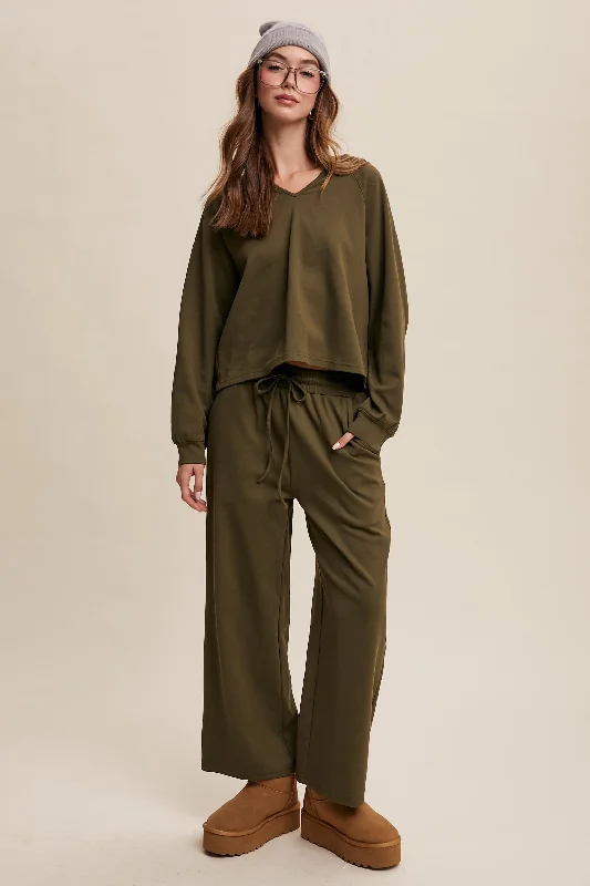 V-Neck Olive Sweatshirt and Pants Set Hoodie with Relaxed Fit Easy Casual