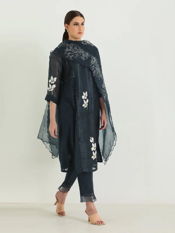 Indigo Tunic In Brocade And Straight Pants Without Dupatta Stretch Fit Pants