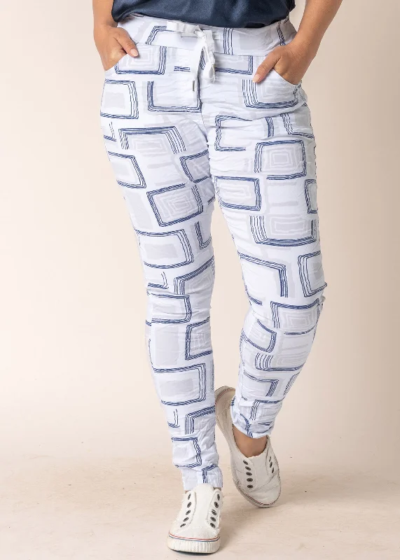 Harp Pants in White Trendy Wide-Leg Pants