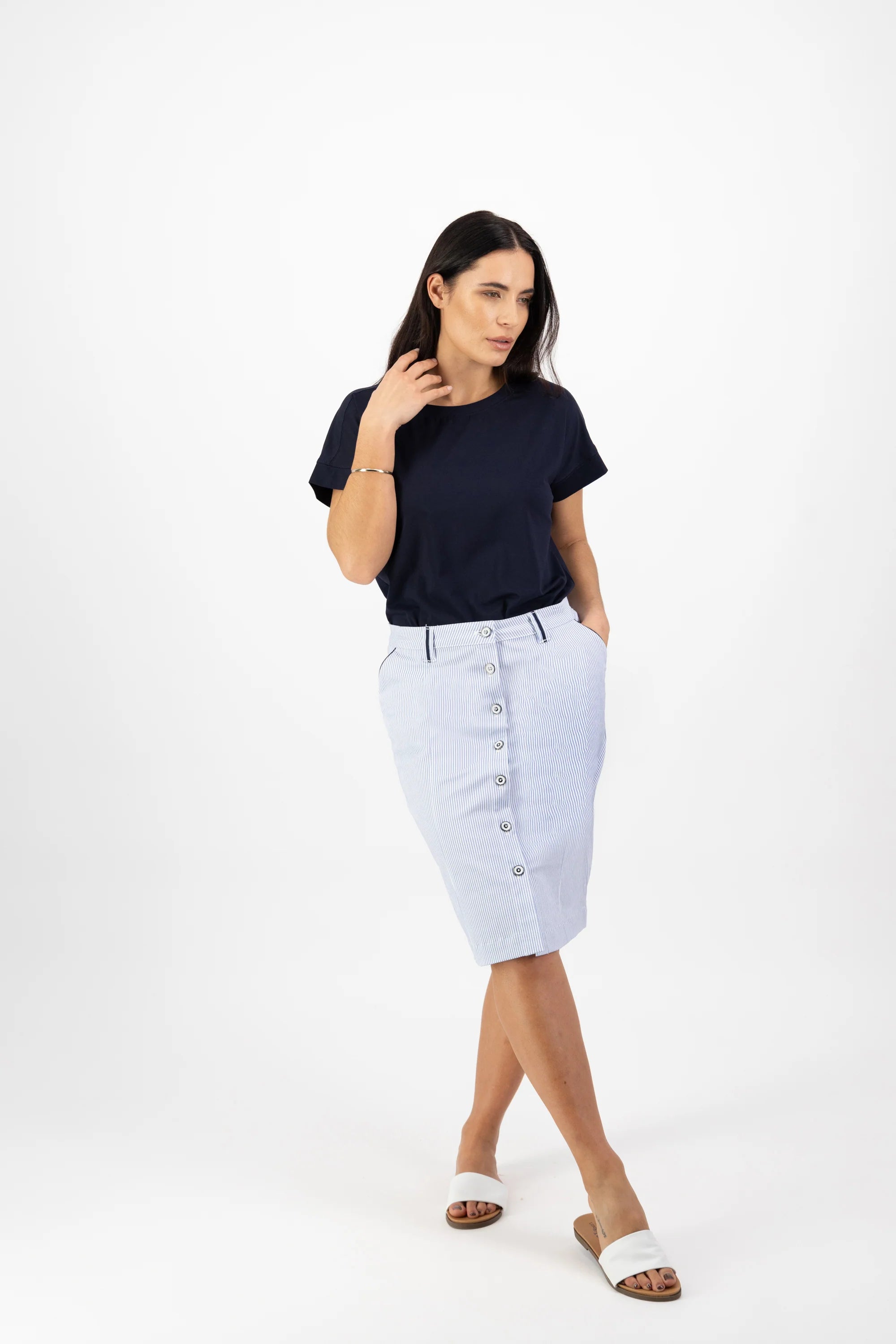 Vassalli Knee Length skirt button skirt front