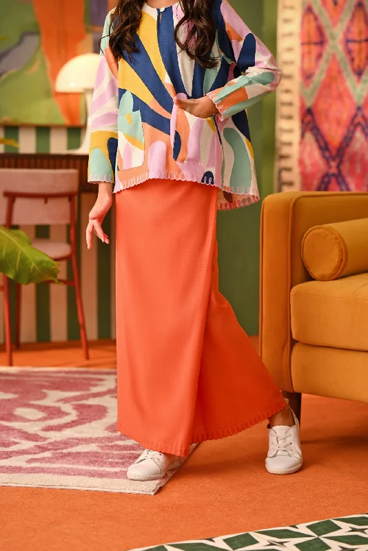 The Rasa Cinta Folded Skirt - Orange floral skirt print