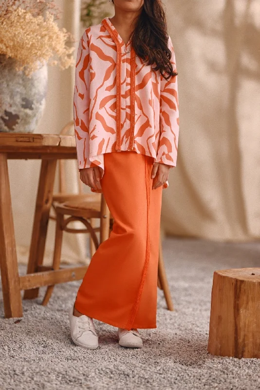 The Bayu Back Pleats Skirt - Orange linen skirt relaxed