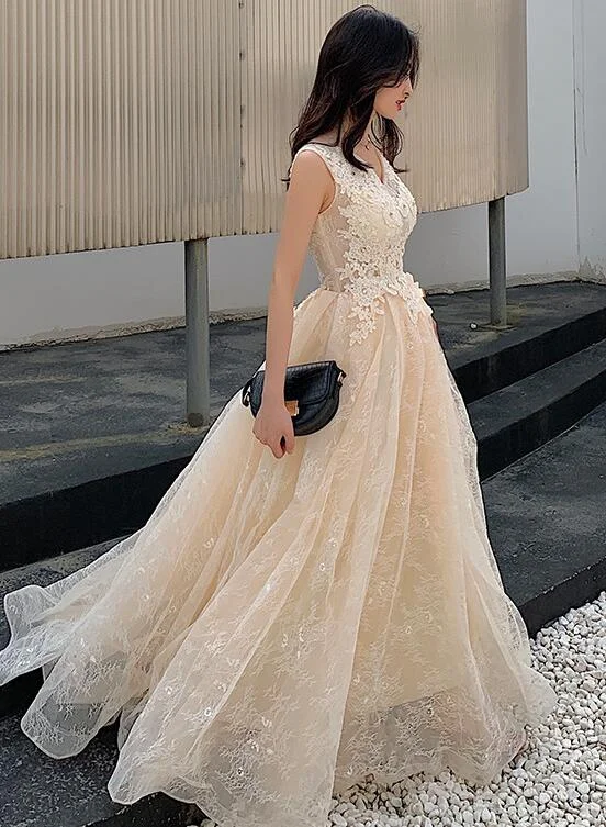 Champagne Lace V-neckline Tulle Long Evening Dress Prom Dress, A-line Lace Formal Dresses Tunics Vintage classic