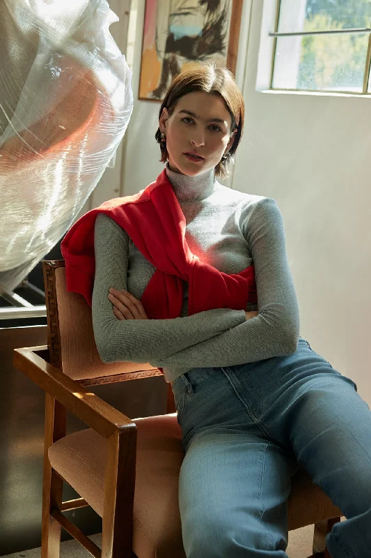 Velvet by Jenny Graham Helms 06 Turtleneck Tee | Heather Grey Faux Fur Fabric Real Fur Fabric Shearling Fabric Velvet by Jenny Graham Helms 06 Turtleneck Tee | Heather Grey Faux Fur Fabric Real Fur Fabric Shearling Fabric
