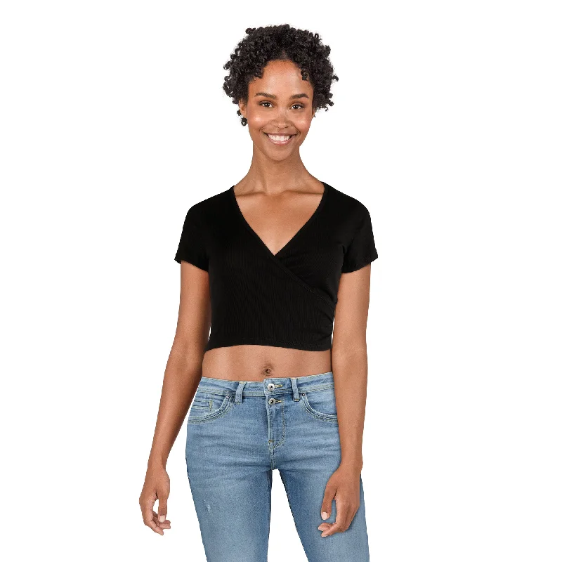 Women's Short Sleeve V-Neck Cropped T-Shirt Mesh Blend Leather Blend Suede Blend