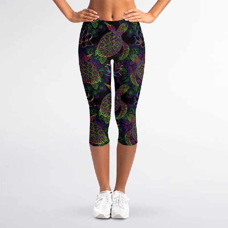 Psychedelic Sea Turtle Pattern Print Women's Capri Leggings Stylish Side-Stripe Leggings Psychedelic Sea Turtle Pattern Print Women's Capri Leggings Stylish Side-Stripe Leggings
