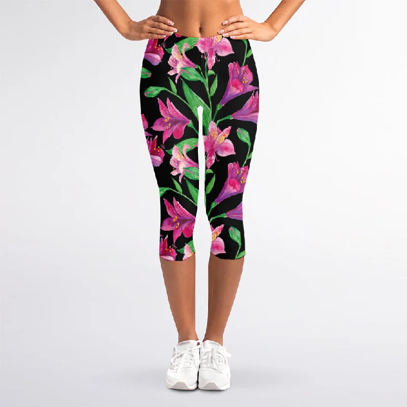 Purple Alstroemeria Pattern Print Women's Capri Leggings Comfortable Tummy Shaping Leggings Purple Alstroemeria Pattern Print Women's Capri Leggings Comfortable Tummy Shaping Leggings