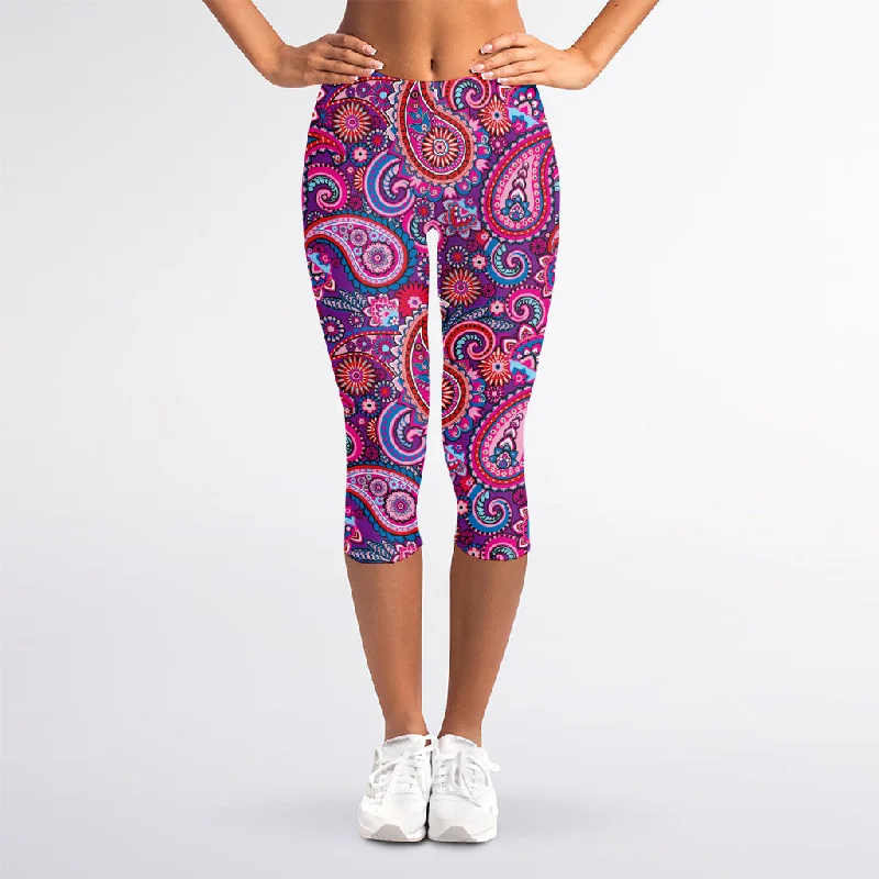 Purple And Pink Paisley Pattern Print Women's Capri Leggings Comfortable Capri-Length Leggings Purple And Pink Paisley Pattern Print Women's Capri Leggings Comfortable Capri-Length Leggings