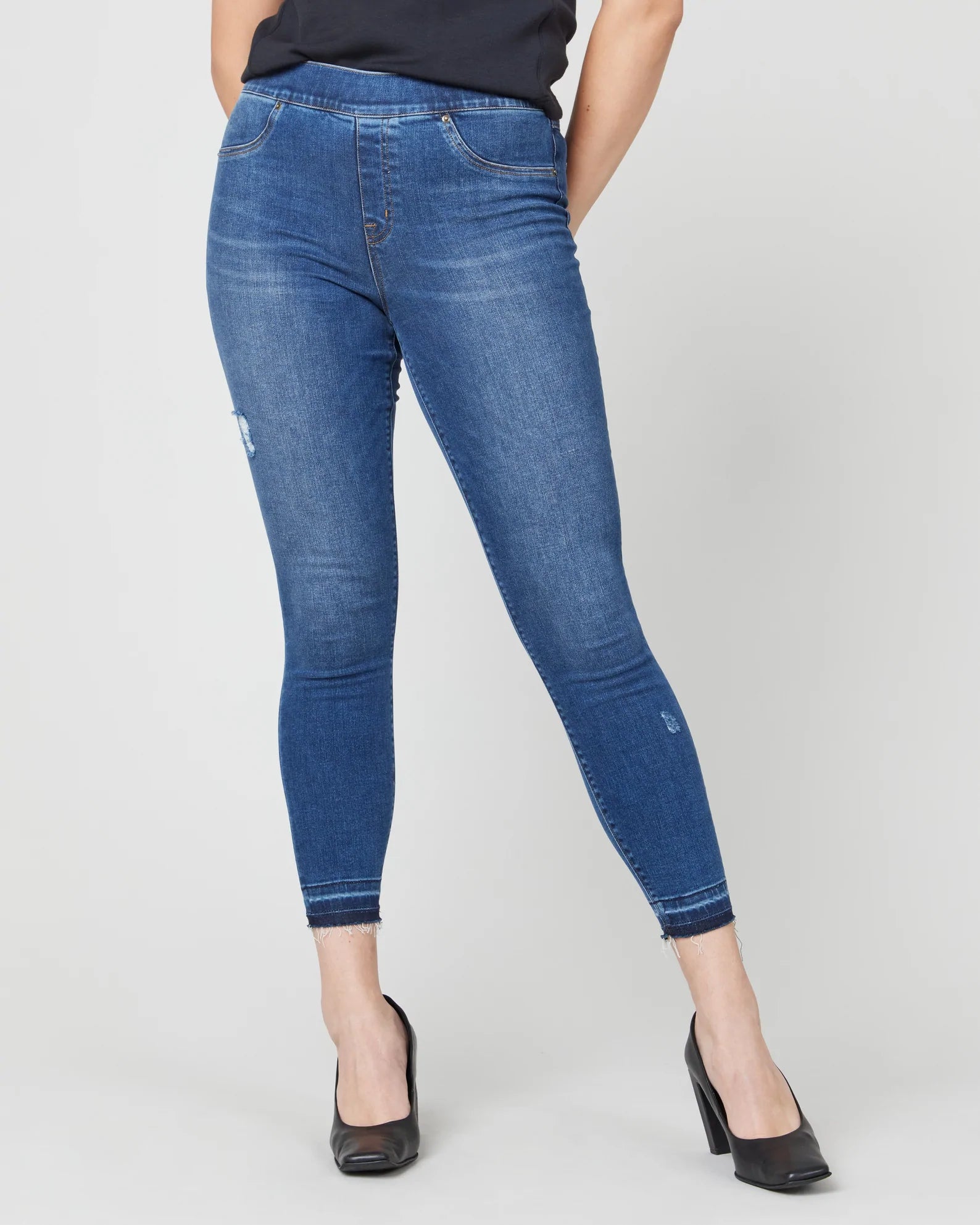 Spanx Medium Wash Denim Legging Fashionable Seamless Leggings