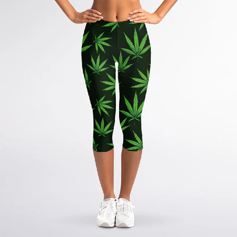 Pot Leaf Pattern Print Women's Capri Leggings Stylish Athletic Wear Leggings