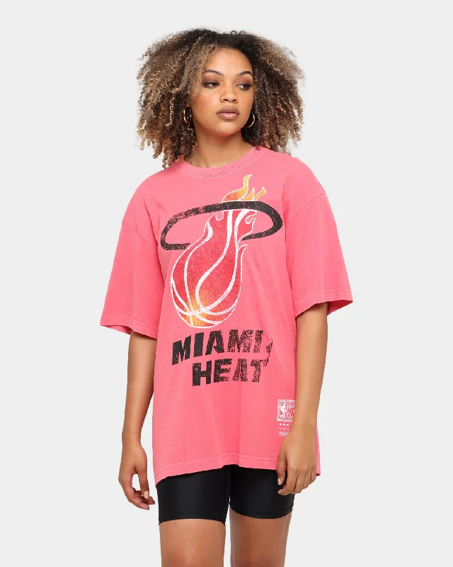 Mitchell & Ness Miami Heat Oversized TM CLR Logo T-shirt Faded Pink Faux Fur Fabric Real Fur Fabric Shearling Fabric