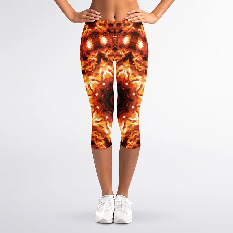 Orange Kaleidoscope Print Women's Capri Leggings Elegant Velvet Leggings