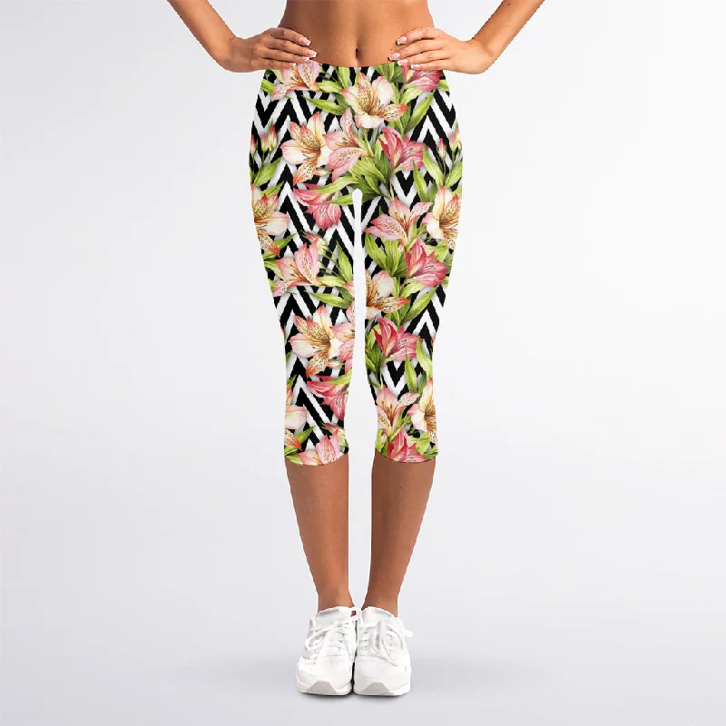 Pastel Alstroemeria Zigzag Pattern Print Women's Capri Leggings Comfortable Printed Workout Leggings