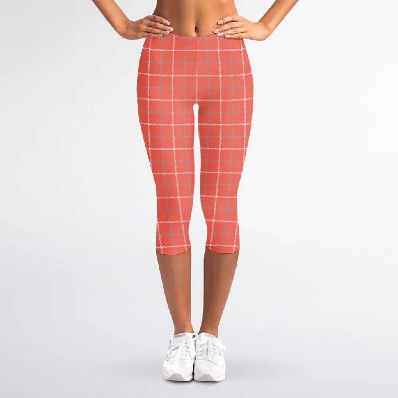 Pastel Red Tattersall Pattern Print Women's Capri Leggings Comfortable Power Mesh Leggings