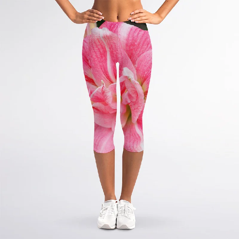 Pink Amaryllis Print Women's Capri Leggings Stylish Stretch Print Leggings