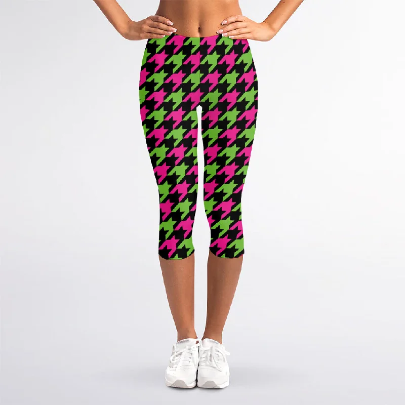 Pink And Green Houndstooth Pattern Print Women's Capri Leggings Elegant Stretchy Faux Leather Leggings