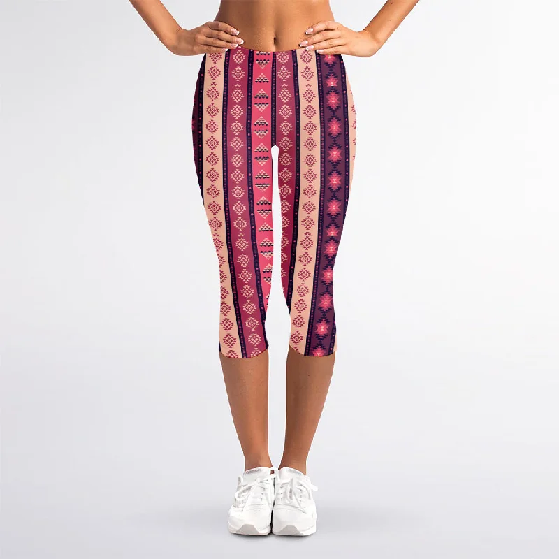 Pink And Purple Southwestern Print Women's Capri Leggings Comfortable Bootcut Workout Leggings