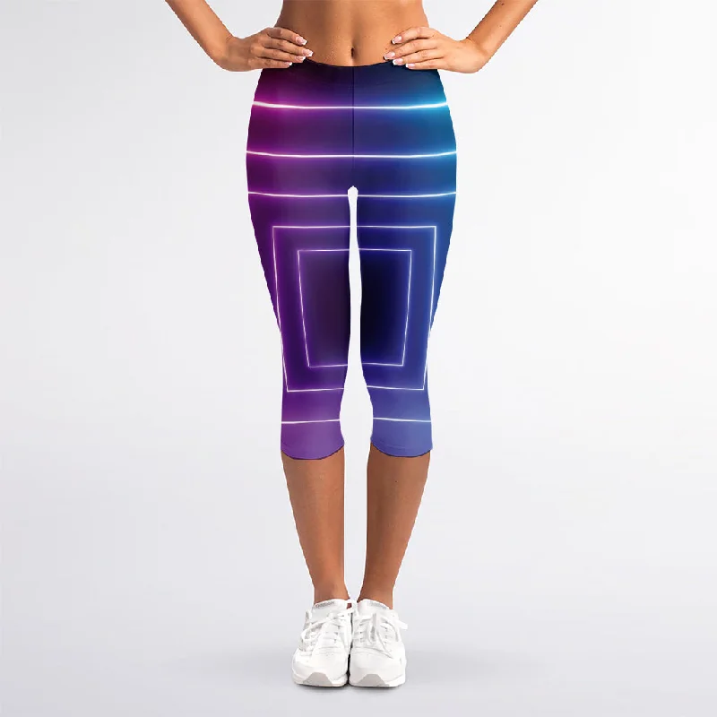 Pink And Teal Tunnel Lights Print Women's Capri Leggings Stylish Stretch-Waist Leggings