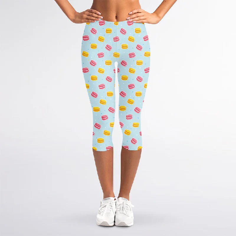 Pink And Yellow Macaron Pattern Print Women's Capri Leggings Comfortable Compression Leggings