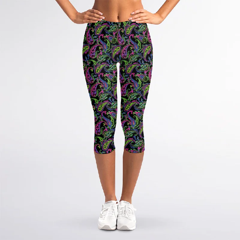 Pink Blue And Green Paisley Print Women's Capri Leggings Stylish Lightweight Leggings