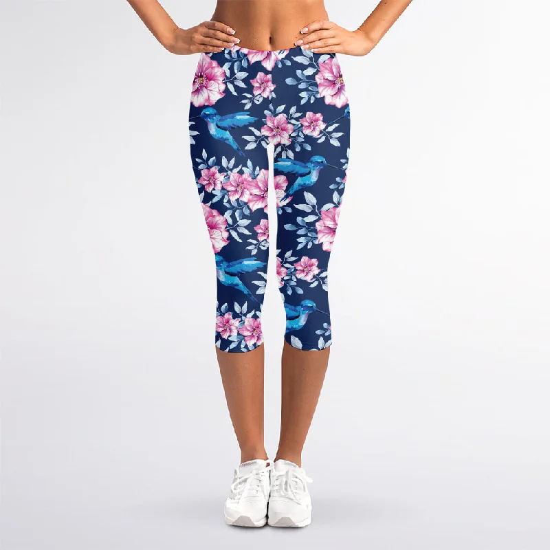 Pink Flowers And Hummingbird Print Women's Capri Leggings Comfortable Zip-Up Leggings